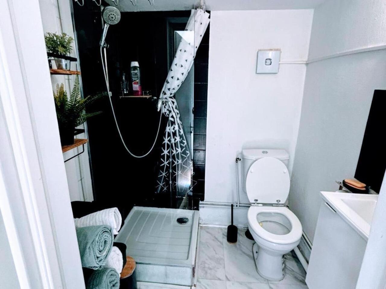 Appartement Avec Terrasse - Goupama Stadium, Eurexpo, Ldlc Arena, La Soie Vaulx-en-Velin Dış mekan fotoğraf